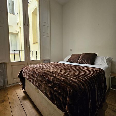 Hostal Arenal Madrid Exteriör bild