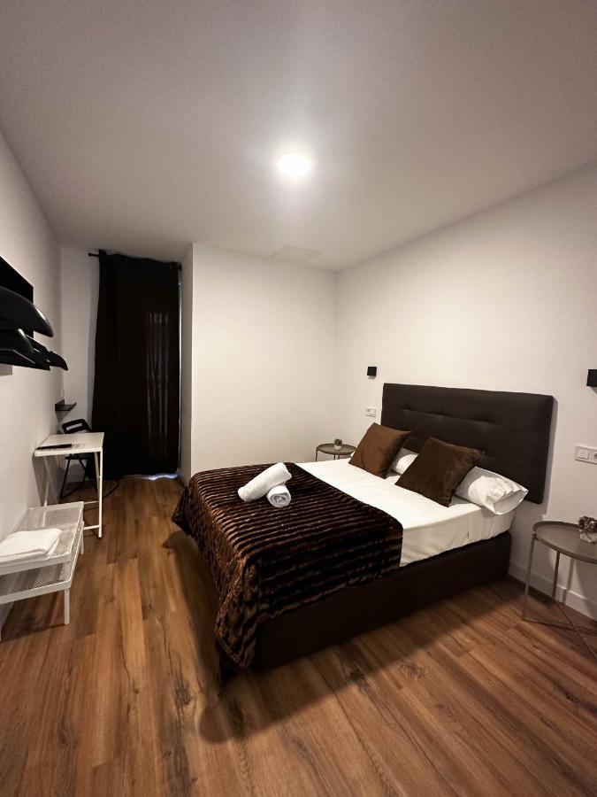 Hostal Arenal Madrid Exteriör bild
