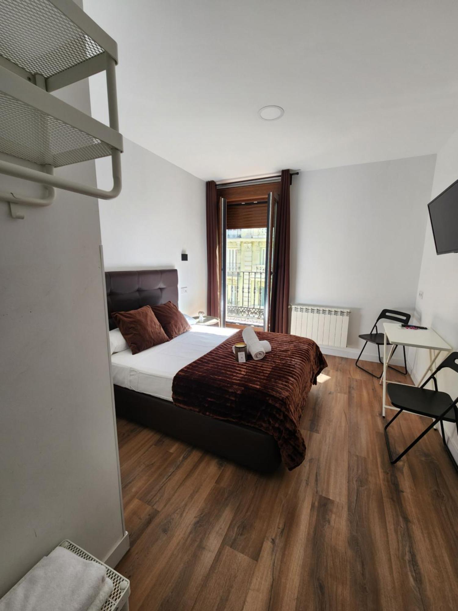 Hostal Arenal Madrid Exteriör bild