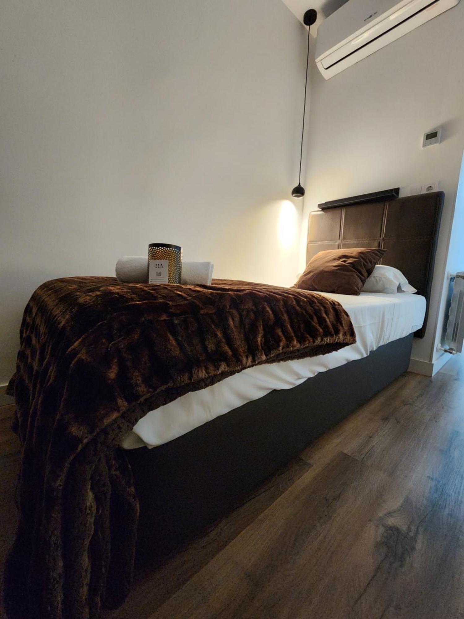 Hostal Arenal Madrid Exteriör bild