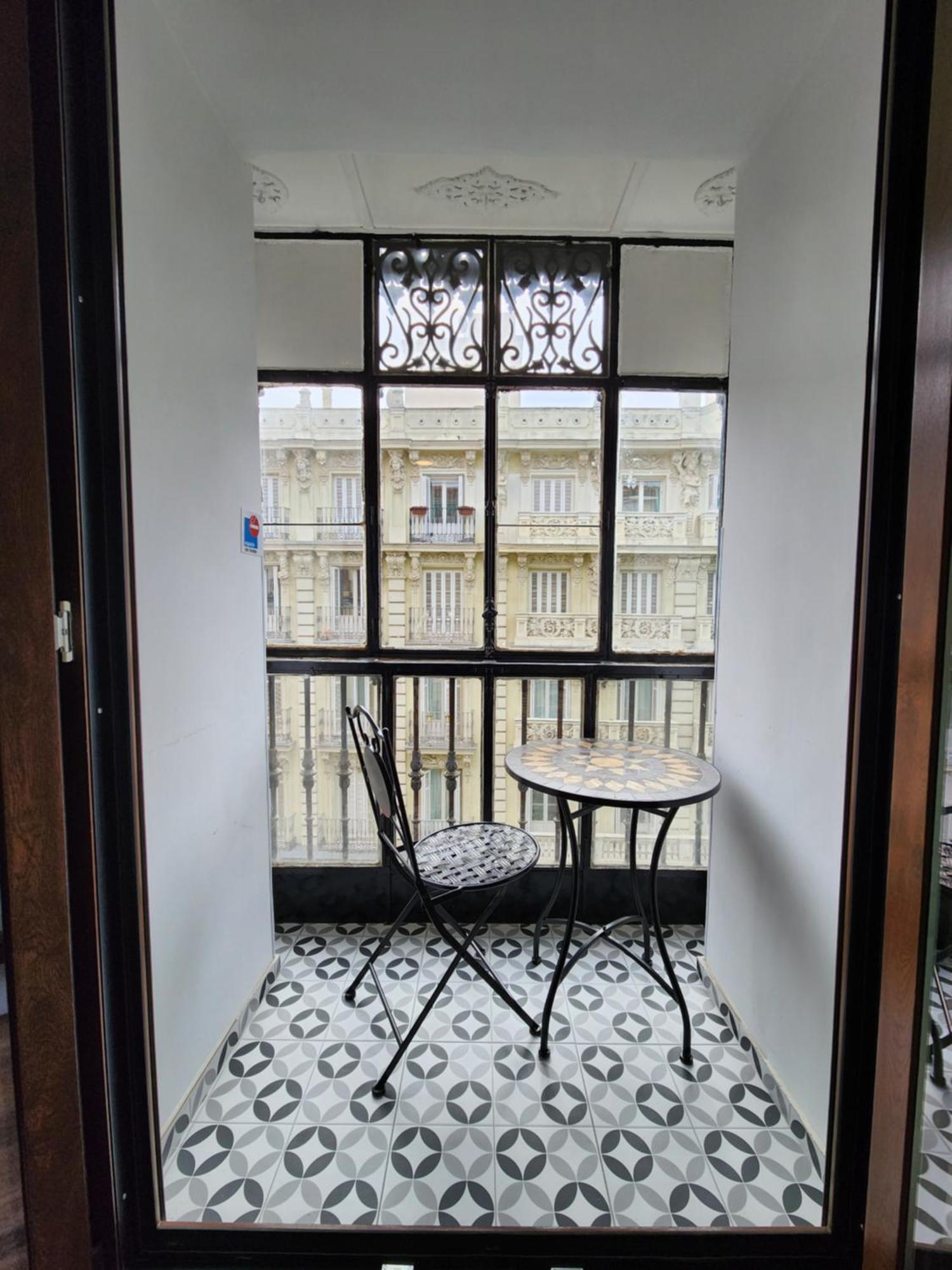 Hostal Arenal Madrid Exteriör bild