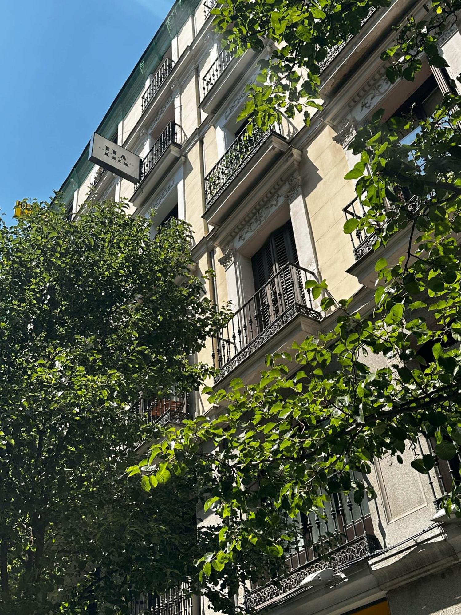 Hostal Arenal Madrid Exteriör bild
