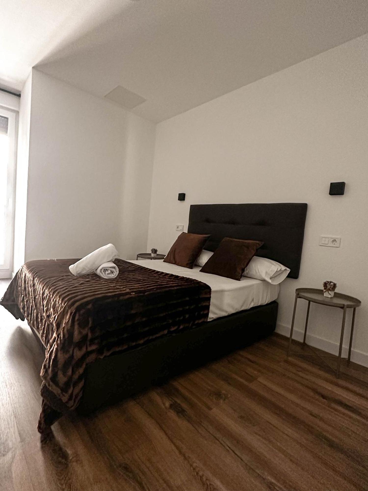 Hostal Arenal Madrid Exteriör bild